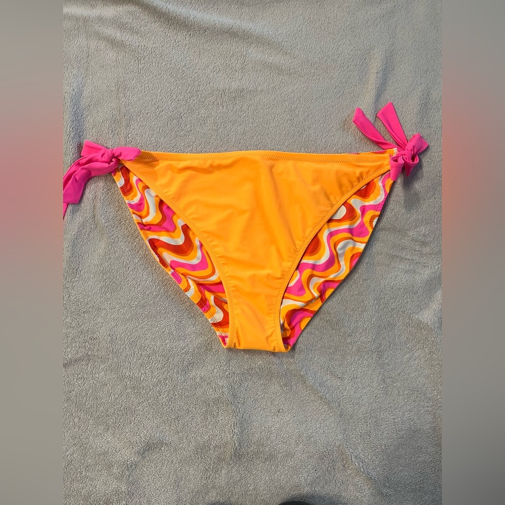 Wild Fable Women’s Low Rise Bikini Bottoms 3X (24-26) NWT Reversible Cheeky